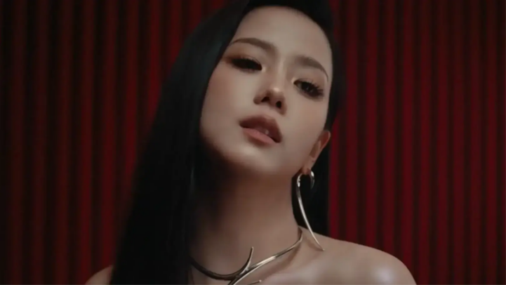 Jisoo đứng đầu BXH Âm nhạc Châu Á tại Anh